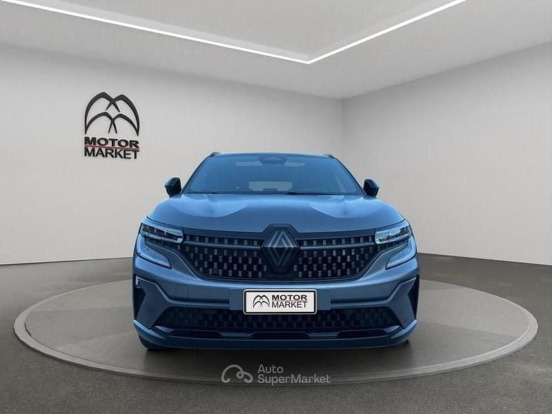 Usata Renault Austral Iconic Esprit Alpine 199 CV (146 kW) 2023 Grigio / gray SUV