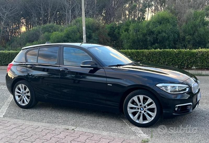 Usata BMW 118 150 CV (110 kW) 2017 Nero Utilitaria