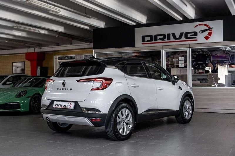 Usata Renault Captur Intens 101 CV (74 kW) 2021 Bianco SUV