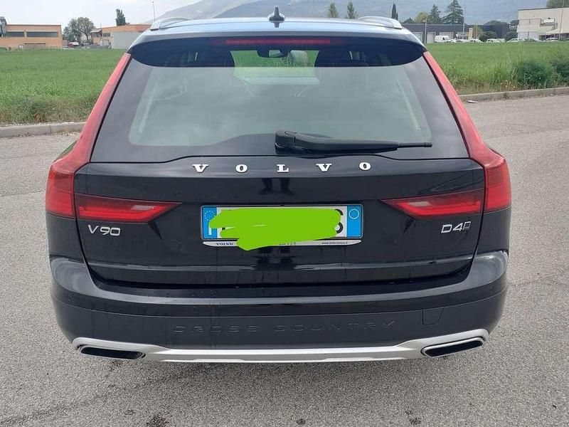 Usata Volvo V90 CC 190 CV (139 kW) 2017 Nero Station wagon