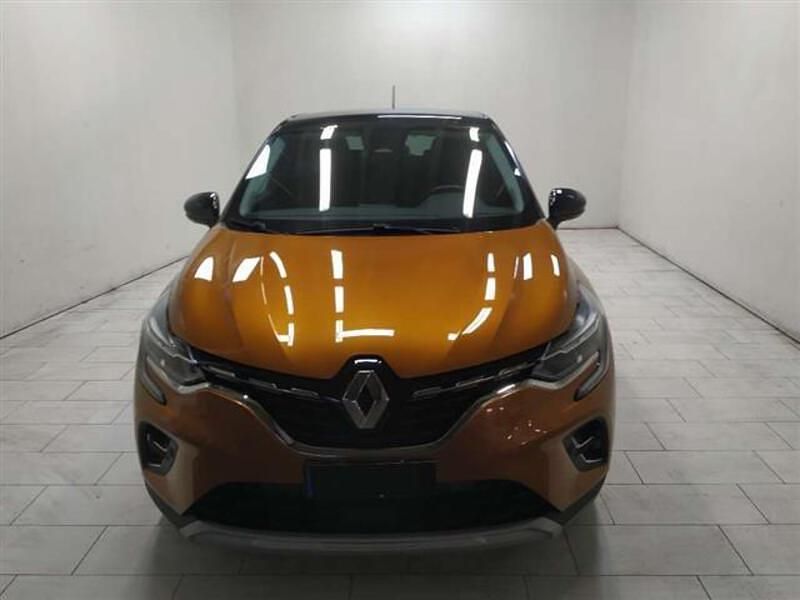 Usata Renault Captur Intens 101 CV (74 kW) 2022 Arancione SUV
