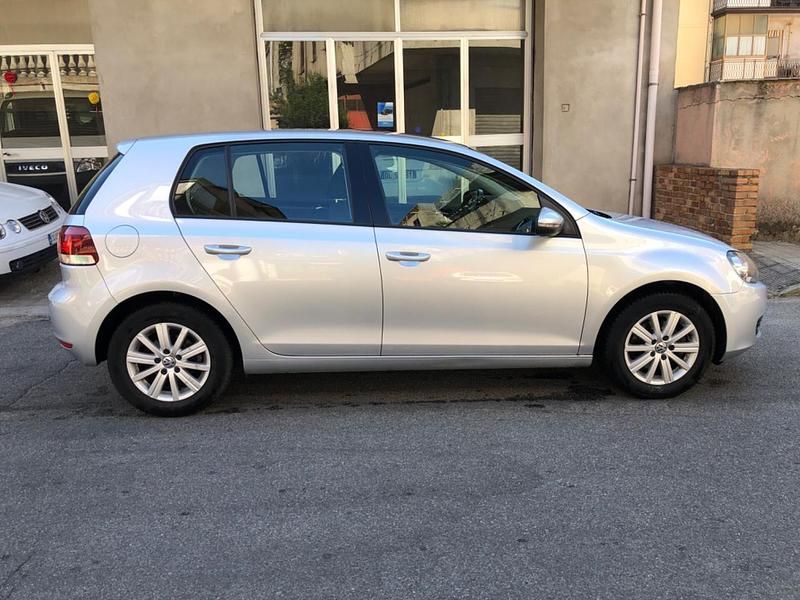 Usata VW Golf VI Comfortline 104 CV (76 kW) 2011 Grigio Utilitaria