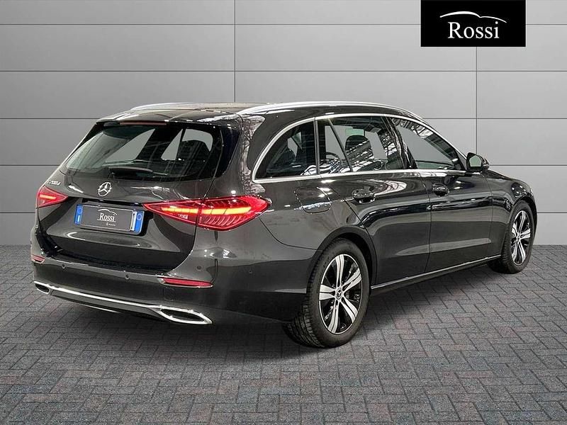 Usata Mercedes C200 Advanced 163 CV (119 kW) 2025 Grigio grafite Station wagon