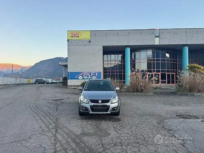 Usata Suzuki SX4 135 CV (99 kW) 2013 Grigio SUV