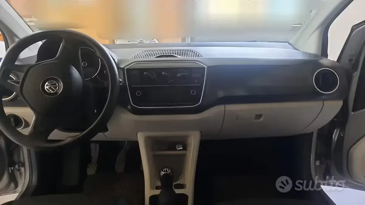 Usata VW up! 60 CV (44 kW) 2019 Grigio Utilitaria