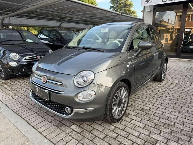 Grigio Usata 2018 Fiat 500 Lounge Due volumi | 9900 € (Buon prezzo) - Immagine 1/4