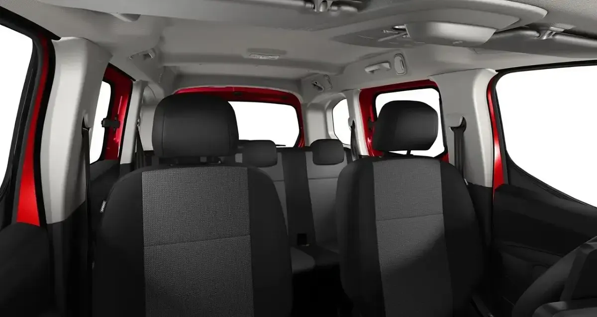 Nuova Fiat Qubo Pop 110 CV (80 kW) 2026 Rosso Monovolume