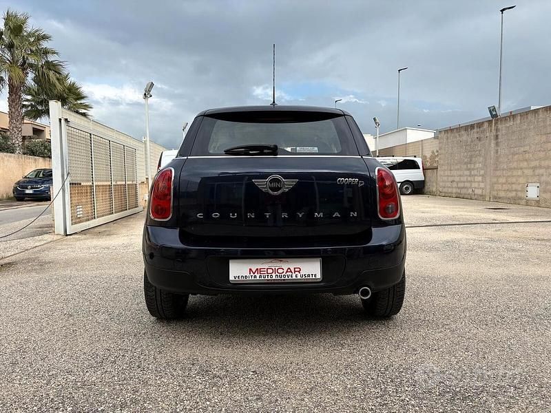 Usata Mini Cooper D 112 CV (82 kW) 2016 Blu Utilitaria
