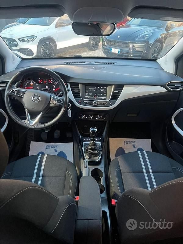 Usata Opel Crossland X Design & Tech 110 CV (80 kW) 2022 Rosso SUV