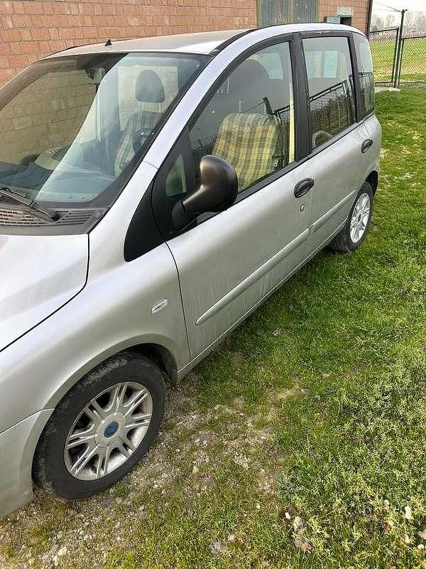 Usata Fiat Multipla 103 CV (75 kW) 2005 Monovolume