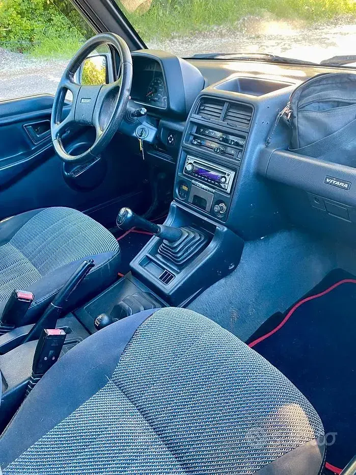 Usata Suzuki Vitara 75 CV (55 kW) 1993 Bianco Cabrio