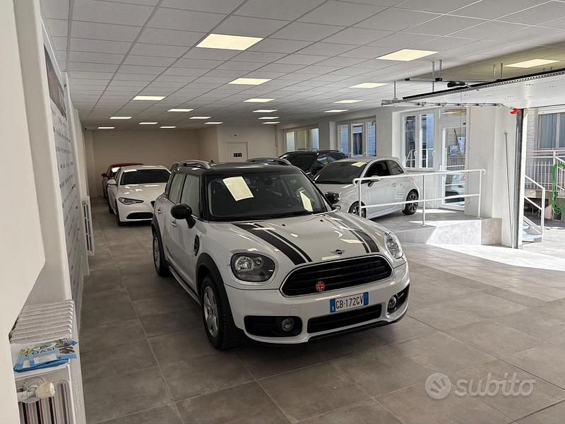 Usata Mini Cooper D Countryman Business 150 CV (110 kW) 2020 Bianco SUV