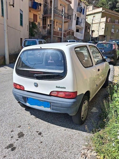 Usata Fiat 600 2004 Bianco Berlina