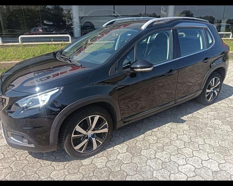 Usata Peugeot 2008 Allure 102 CV (75 kW) 2019 Nero SUV