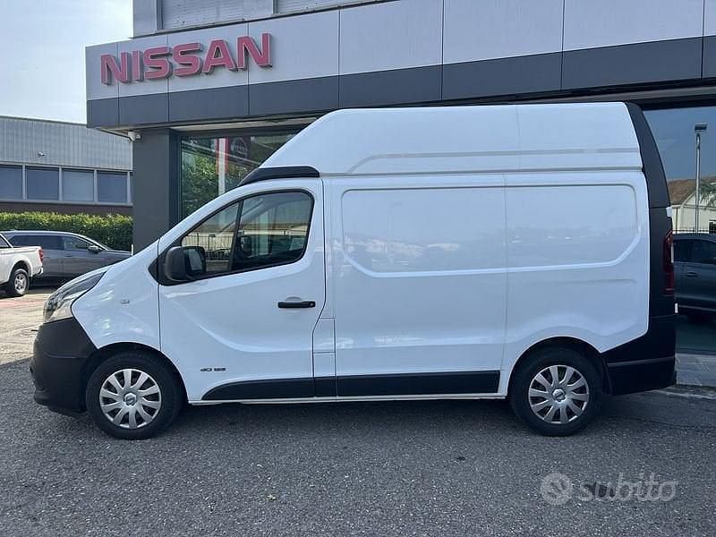 Usata Renault Trafic 125 CV (91 kW) 2017 Bianco Monovolume