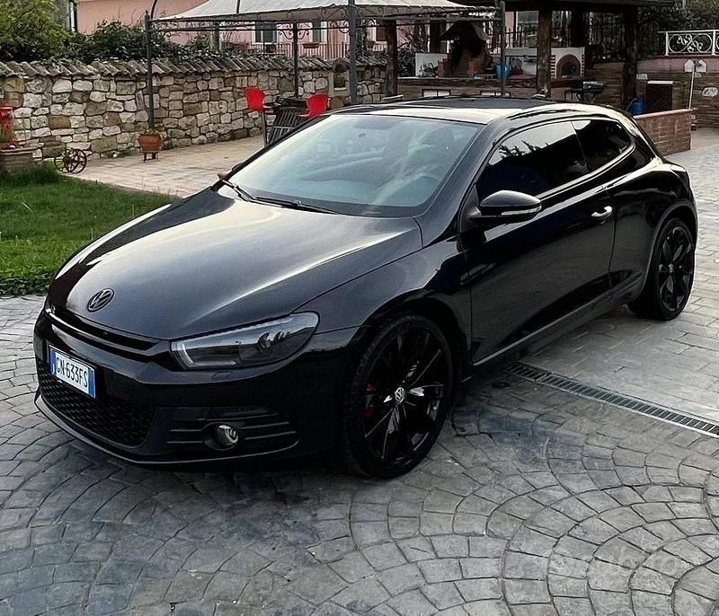 Begagnad VW Scirocco Edition 210 HK (154 kW) 2011 Svart Sportkupé