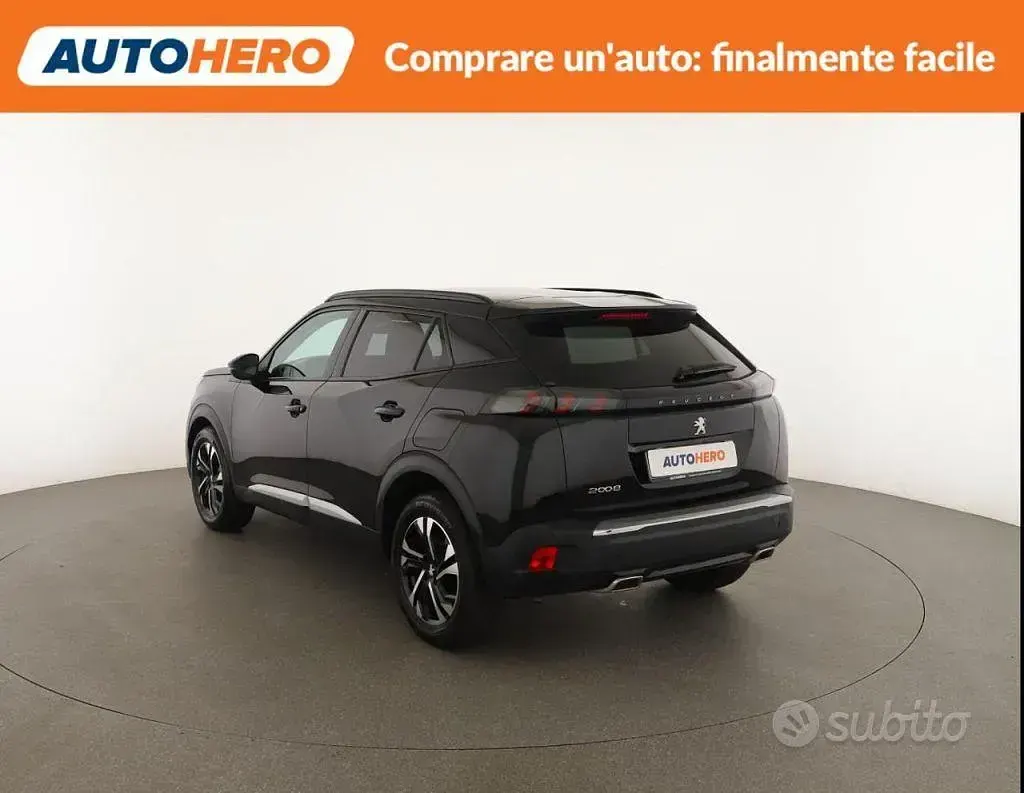 Usata Peugeot 2008 Allure 131 CV (96 kW) 2022 Nero SUV