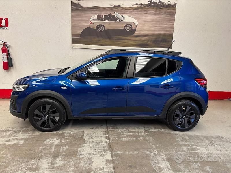 Usata Dacia Sandero Stepway 91 CV (66 kW) 2024 Blu Berlina