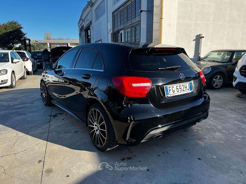 Usata Mercedes A200 Premium 136 CV (100 kW) 2015 Nero Berlina