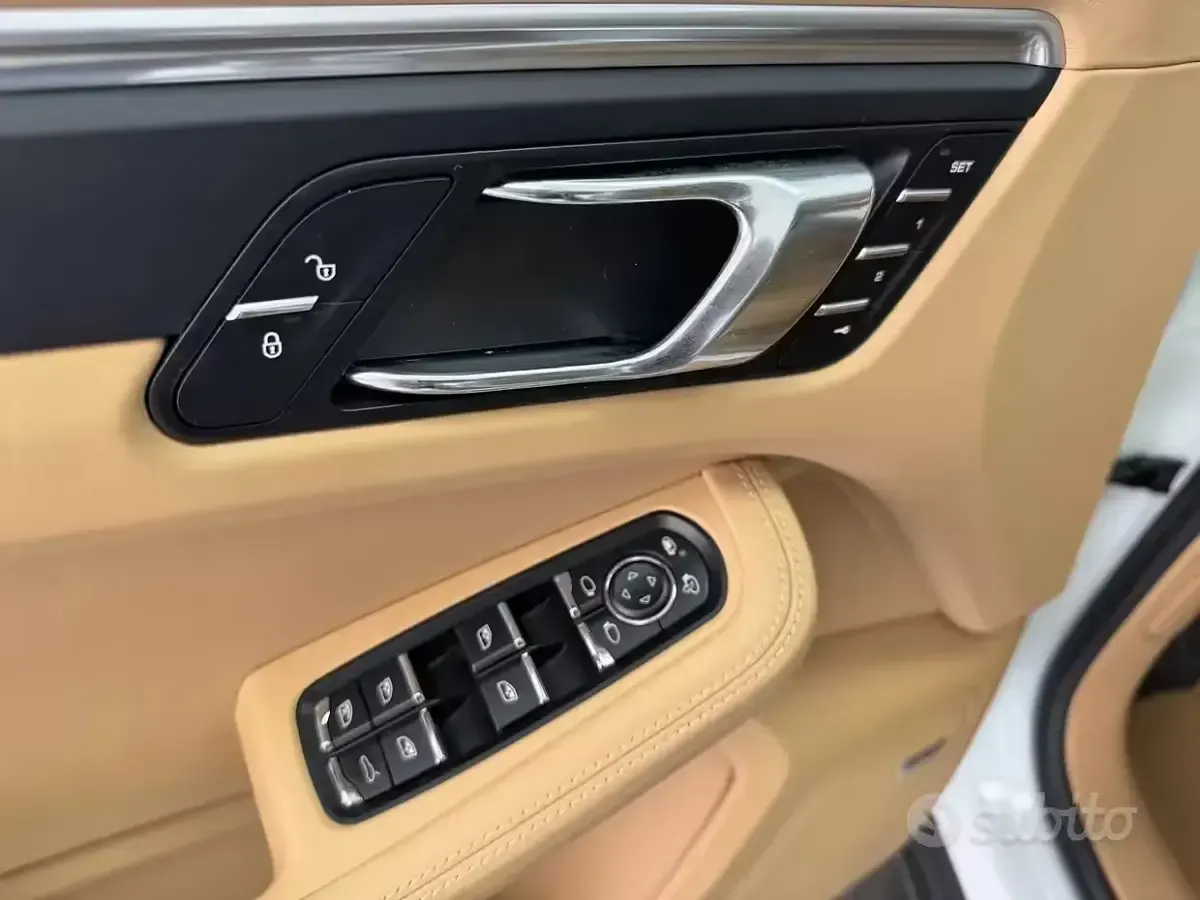Usata Porsche Macan 252 CV (185 kW) 2016 Bianco SUV