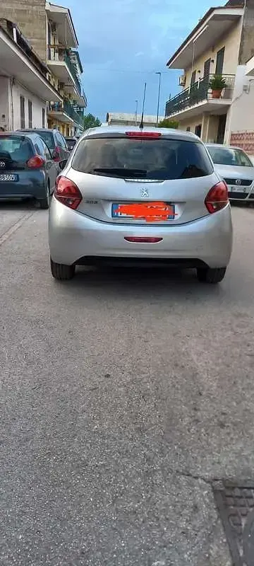 Usata Peugeot 208 Access 68 CV (50 kW) 2018 Utilitaria