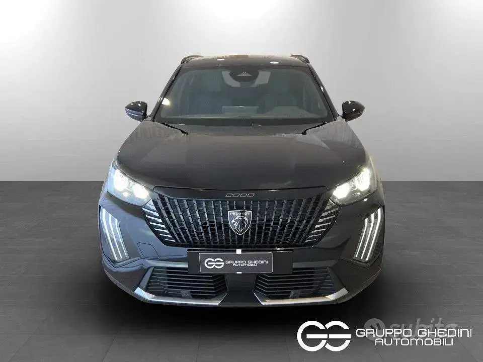 Nuova Peugeot 2008 Allure 102 CV (75 kW) 2026 Nero perla SUV