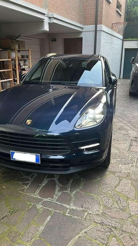 Usata Porsche Macan 245 CV (180 kW) 2019 Blu/azzurro SUV
