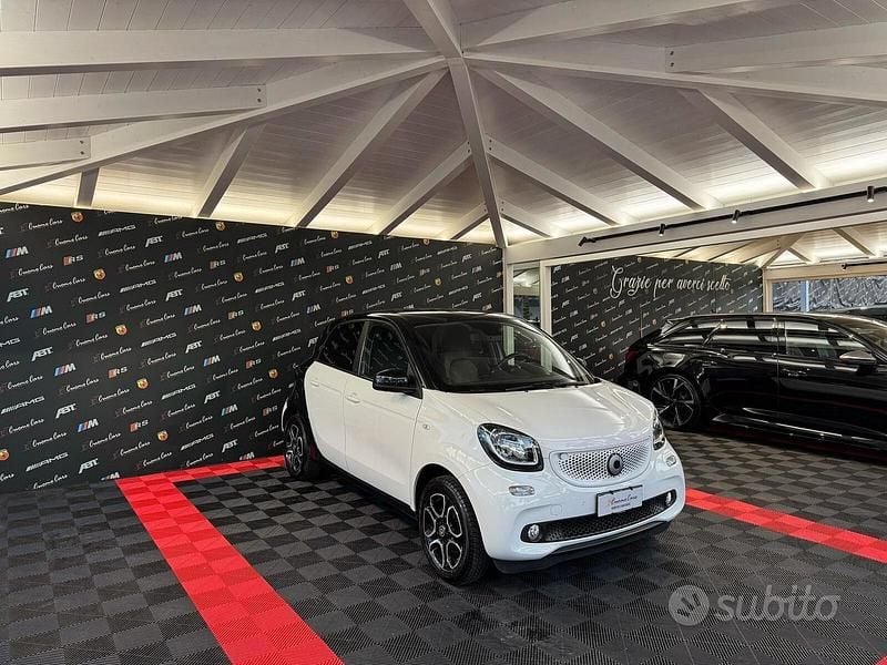 Usata Smart ForFour Prime 90 CV (66 kW) 2016 Bianco Utilitaria