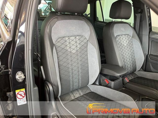 Usata VW Tiguan R-line 150 CV (110 kW) 2024 Nero SUV