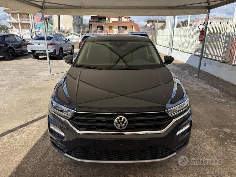 Usata VW T-Roc Advance 150 CV (110 kW) 2019 Grigio SUV