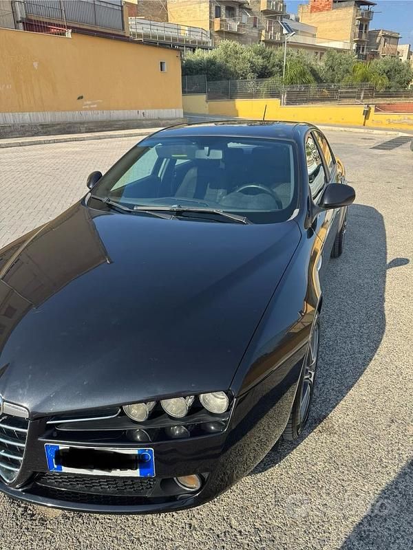 Usata Alfa Romeo 159 Progression 170 CV (125 kW) 2011 Nero Berlina
