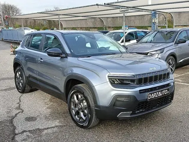 Nuova Jeep Avenger Longitude 101 CV (74 kW) 2026 Grigio graffite metallizzato SUV