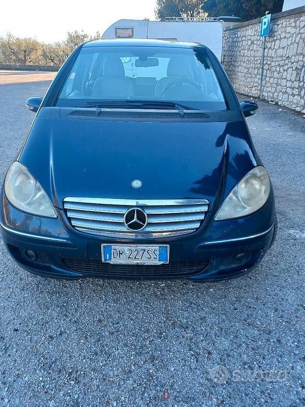 Usata Mercedes A180 Elegance 109 CV (80 kW) 2007 Blu Station wagon