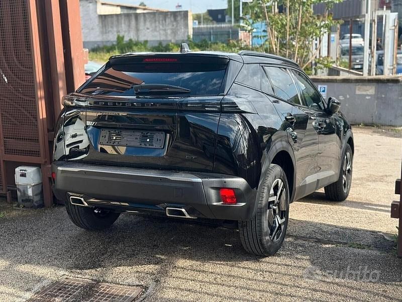 Usata Peugeot 2008 GT 130 CV (95 kW) 2024 Nero SUV