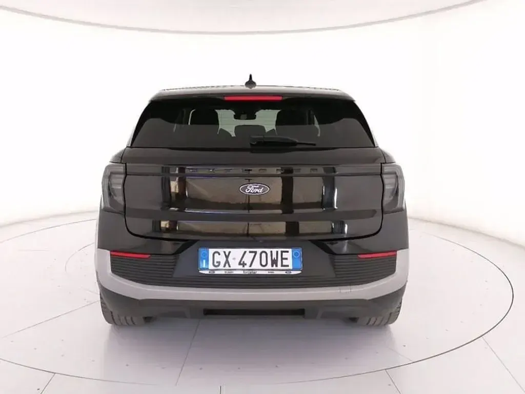 Usata Ford Explorer Premium 210 kW (286 CV) 2024 Agate black (metallizzato) SUV