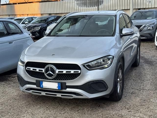 Usata Mercedes GLA180 Executive 116 CV (85 kW) 2022 Grigio SUV