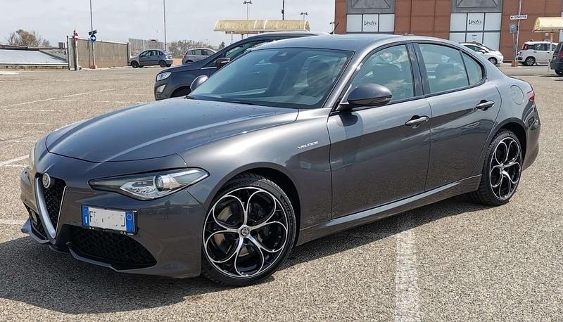 Usata Alfa Romeo Giulia Veloce 211 CV (155 kW) 2018 Berlina