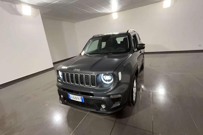 Begagnad Jeep Renegade Altitude 131 HK (96 kW) 2024 SUV