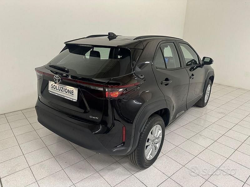 Nuova Toyota Yaris Cross 2025 Nero SUV