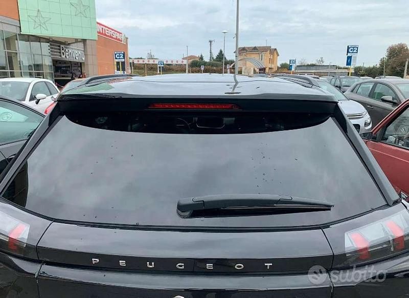 Usata Peugeot 2008 Allure 102 CV (75 kW) 2020 Nero SUV