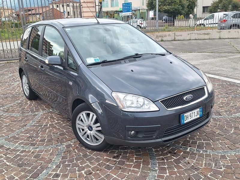 Grigio Usata 2007 Ford C-MAX Ghia Monovolume | 2799 € (Buon prezzo) - Immagine 1/4