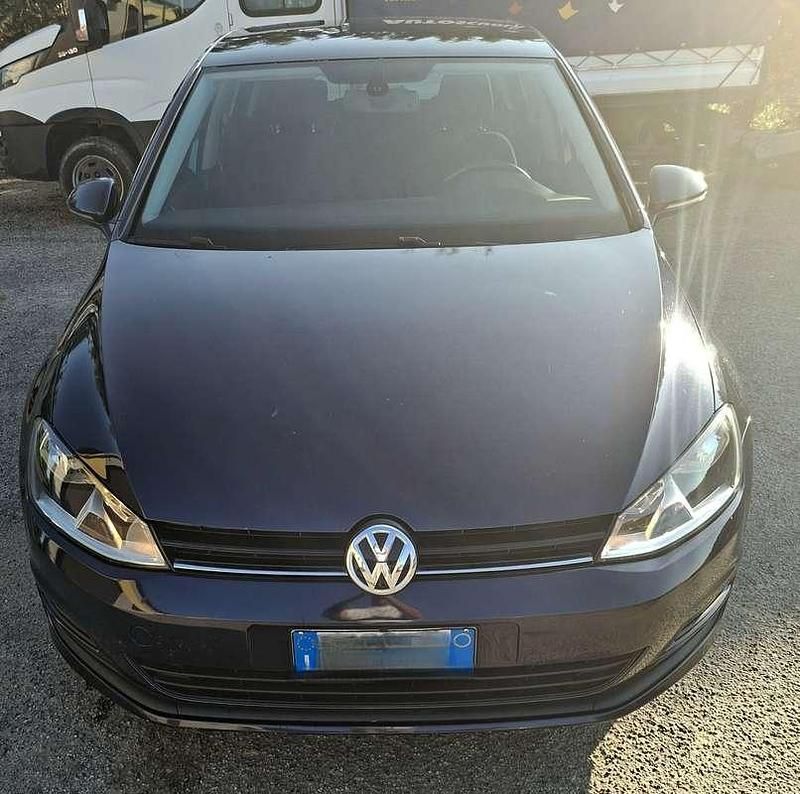 Begagnad VW Golf VII Comfortline 105 HK (77 kW) 2014 Sedan