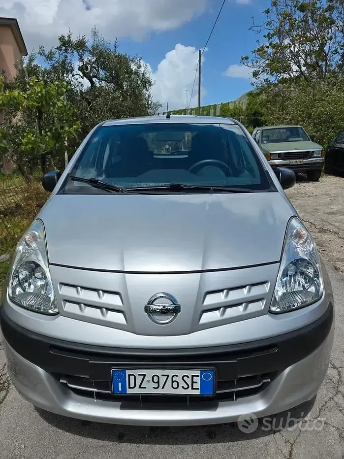 Usata Nissan Pixo 68 CV (50 kW) 2010 Grigio Utilitaria