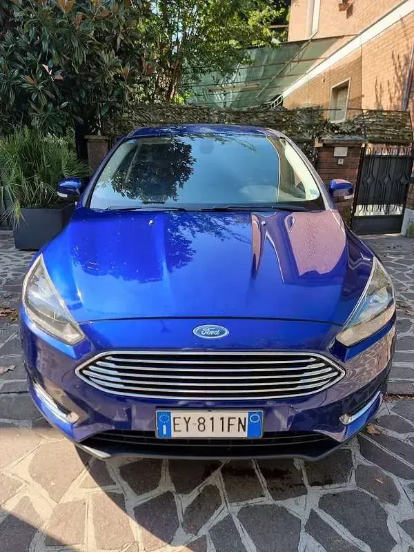 Occasion Ford Focus Titanium S 120 ch (88 kW) 2015 Bleue Berline