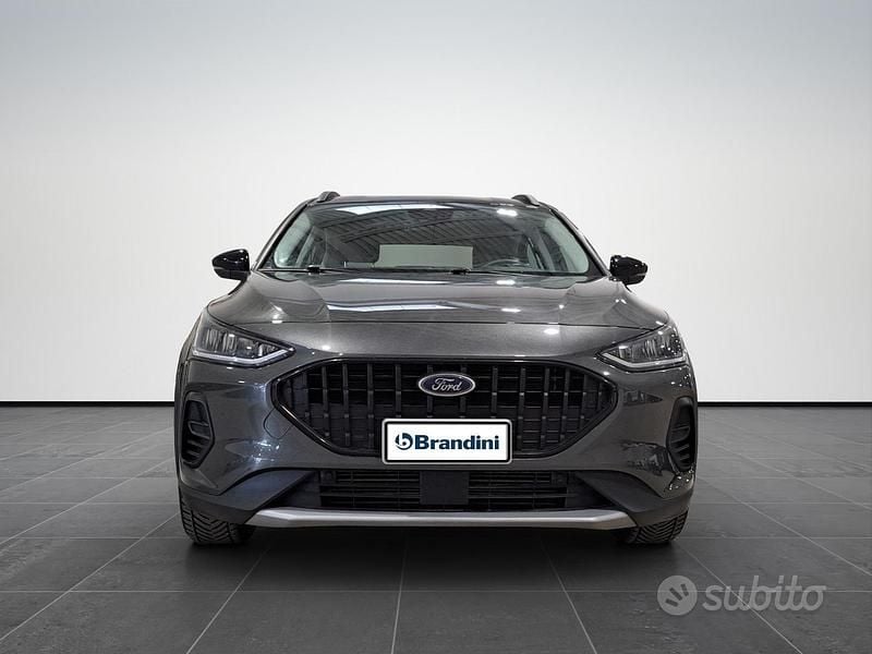 Usata Ford Focus Active 125 CV (91 kW) 2022 Grigio Berlina