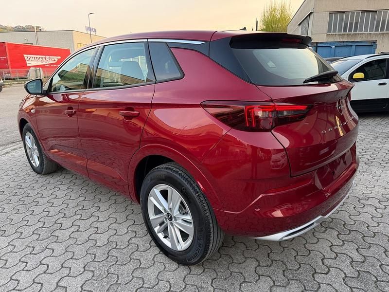 Usata Opel Grandland X Edition 131 CV (96 kW) 2024 Rosso SUV