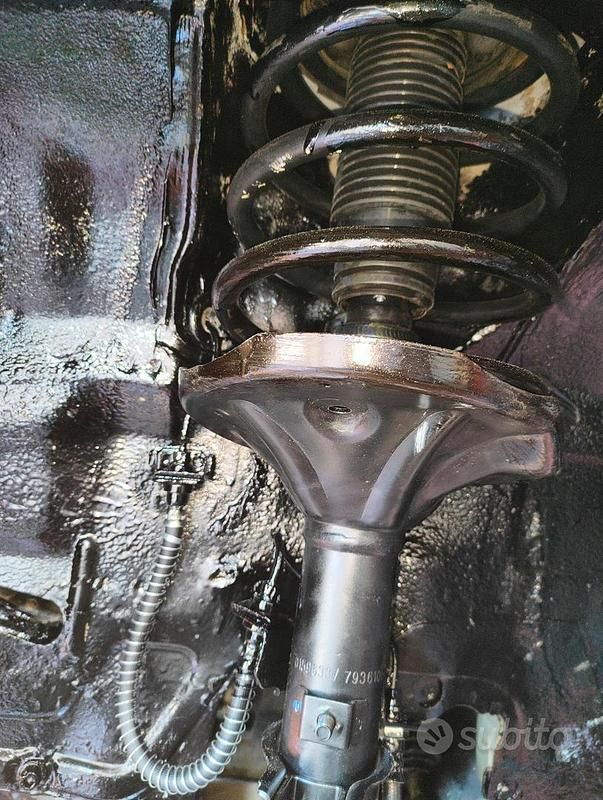 Usata Mitsubishi Space Wagon 1990 Verde Monovolume