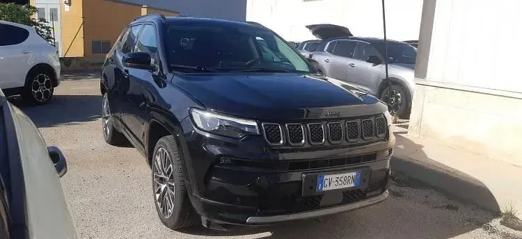 Usata Jeep Compass Summit 130 CV (95 kW) 2024 601solid black SUV
