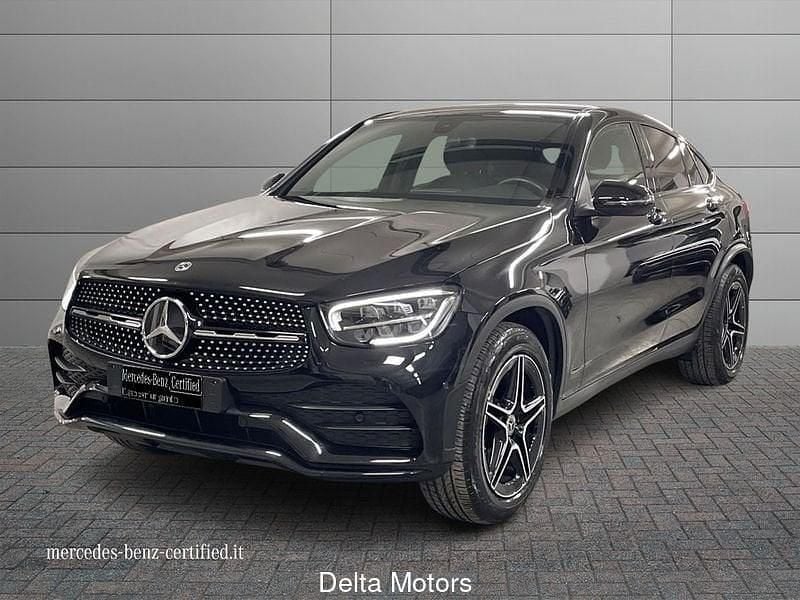 Usata Mercedes GLC220 Premium 194 CV (142 kW) 2023 Grigio scuro metallizzato Coupé