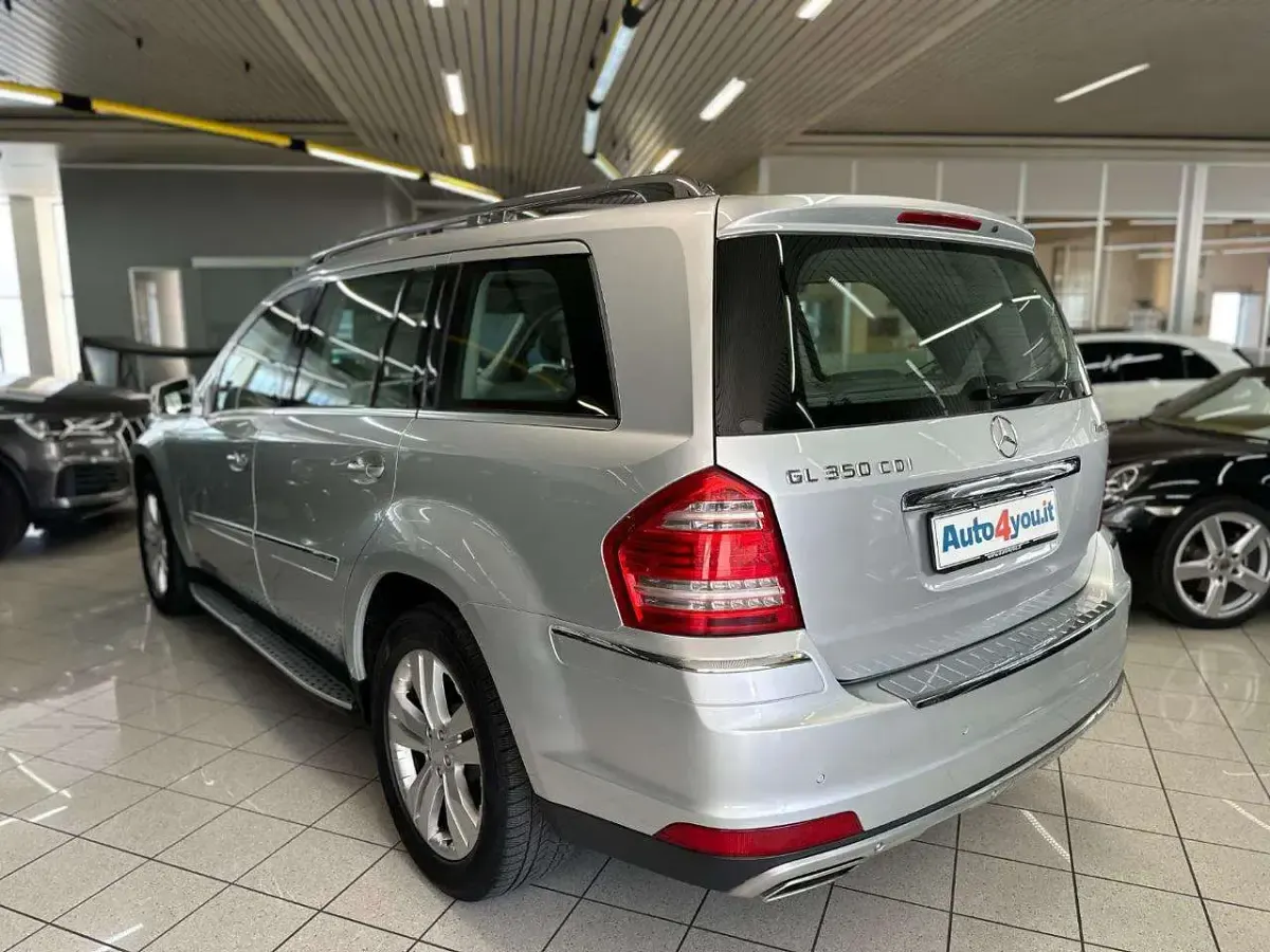 Usata Mercedes GL350 265 CV (194 kW) 2011 Argento SUV